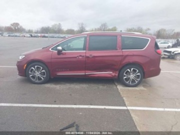 Chrysler Pacifica II 2021 Chrysler Pacifica Pinnacle, 2021r., 4x4, 3.6L 3.6 Benzyna 287KM, zdjęcie 5