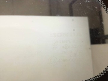 SKLO (OKNO) KAROSERIE PRAVÝ ZADNÍ HONDA PRELUDE V