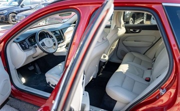 Volvo XC60 II 2022 Volvo XC 60 Volvo XC60 II 2.0 B5 AWD 250KM 2.0 Benzyna 250KM, zdjęcie 8