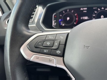 Volkswagen Tiguan II SUV Facelifting 1.5 TSI 150KM 2023 Volkswagen Tiguan Salon PL, ASO, Elegance, Kamera 360, ACC, AppConnect, Ma, zdjęcie 20