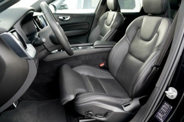 Volvo XC60 II Crossover Plug-In Facelifting 2.0 T8 455KM 2023 Volvo XC 60 INSCRIPTION panorama ful led, zdjęcie 21