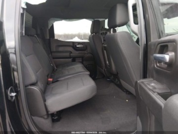 Chevrolet Silverado II 2020 Chevrolet Silverado Short Bed Custom Trail Boss 2020 4.3 Benzyna 285KM, zdjęcie 12