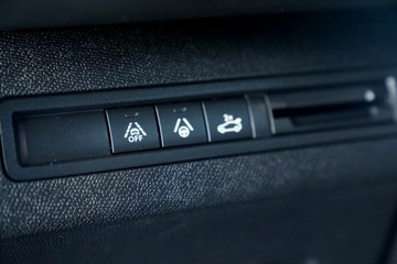 Peugeot 3008 II Crossover Facelifting  1.6 PureTech 180KM 2022 Peugeot 3008 GT LINE kamera skóra NAWI grip, zdjęcie 14