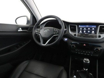 Hyundai Tucson III SUV 1.6 GDI 132KM 2018 Hyundai Tucson skóra navi PDC grzane fotele, zdjęcie 15
