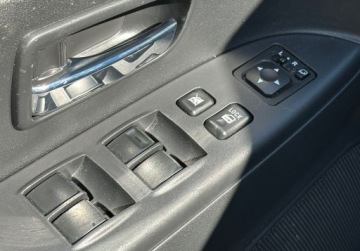 Mitsubishi ASX I SUV Facelifting 2016 1.6 117KM 2017 Mitsubishi ASX 1.6 117KM Xenon Key-less Kamera CLIMATRONIC Bezwypadkowy Se, zdjęcie 28