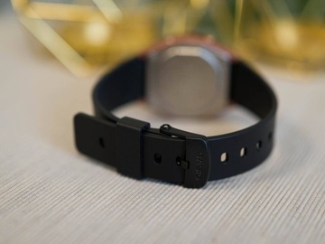 ЖЕНСКИЕ ЧАСЫ CASIO LW-204-1AEF ВИНТАЖНЫЕ РЕТРО СВЕТОДИОДНЫЕ ЧАСЫ