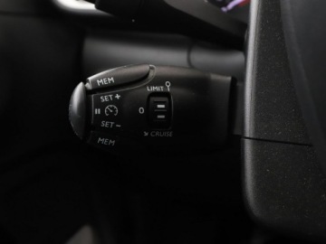 Citroen C3 III Hatchback 1.2 PureTech 82KM 2017 Citroen C3 klimatyzacja multifunkcja czujniki, zdjęcie 28