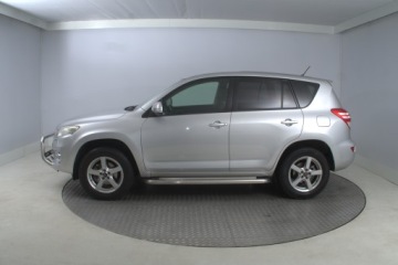 Toyota RAV4 III MPV Facelifting 2.0 Valvematic 158KM 2011 Toyota RAV 4 2.0 VVT-i, GAZ, Klima, Klimatronic, zdjęcie 2