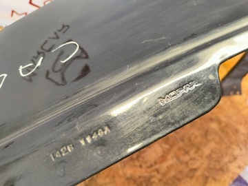 BLATNÍK PRAVÝ PŘEDNÍ DODGE CALIBER