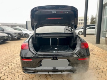 Mercedes CLA C118/X118 2025 MERCEDES-BENZ CLA 200 AMG Line Sedan 1.5 (163KM) 2025, zdjęcie 7