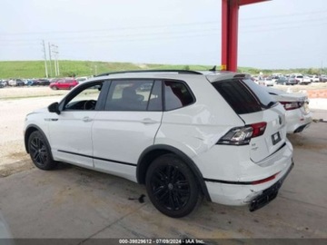 Volkswagen Tiguan II 2022 Volkswagen Tiguan 2022r, 2.0T, 4x4, R-Line 2.0 Benzyna 185KM, zdjęcie 4