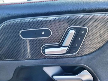 Mercedes GLB SUV 2.0 200d 150KM 2021 Mercedes-Benz GLB AMG 7 os 2.0 Diesel 150KM, zdjęcie 17