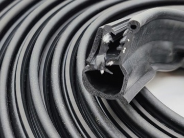 ПРОКЛАДКА ЗАДНЕЙ ДВЕРИ VW TRANSPORTER MULTIVAN T5 2003-2015 гг.