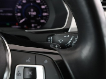 Volkswagen Passat B8 Variant 2.0 TDI BlueMotion SCR 150KM 2019 Volkswagen Passat 2.0TDI Comfortline Tempomat, zdjęcie 33