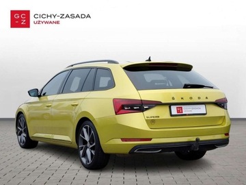 Skoda Superb III Kombi Facelifting 2.0 TSI 190KM 2021 Skoda Superb Sportline 2.0 TSI 190KM DSG FV23 2.0 Benzyna 190KM, zdjęcie 2