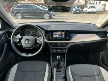 Skoda Kamiq Crossover 1.0 TSI 110KM 2022 Škoda Kamiq Skoda Kamiq 1.0 TSI 110KM/Kamera, zdjęcie 14