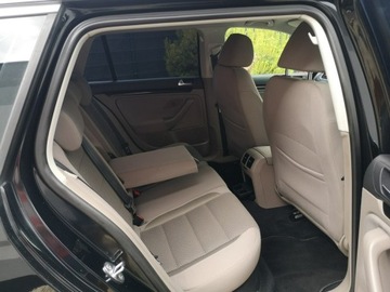 Volkswagen Golf VI Variant 1.6 TDI-CR DPF BlueMotion 105KM 2010 Volkswagen Golf 1.6 TDI 105KM Klimatronic Tempomat, zdjęcie 17