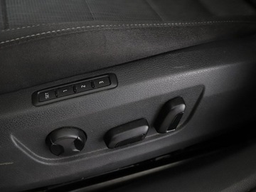 Skoda Superb III Kombi 1.4 TSI 150KM 2016 Škoda Superb Skoda Superb Ambition automat 150KM, zdjęcie 33