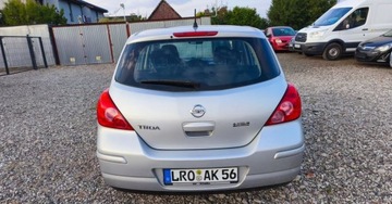 Nissan Tiida Hatchback 1.6 i 110KM 2009 Nissan Tiida Nissan Tiida 1.6 Benzyna 110KM, zdjęcie 8