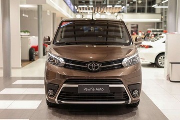 Toyota 2021 Toyota Proace Verso Verso 2.0 D4-D Long VIP Aut. 2.0 Diesel 177KM, zdjęcie 1