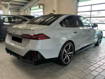 BMW Seria 5 G90-91 2026 BMW Seria 5 520i Sport Sedan 2.0 (208KM) 2026, zdjęcie 2
