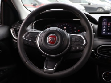 Fiat Tipo II Hatchback Facelifting 1.0 T3 Turbo 100KM 2022 Fiat Tipo 1.0 FireFly, Salon Polska, zdjęcie 16