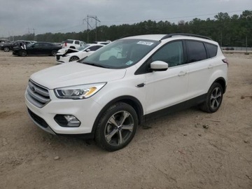 Ford Escape III 2018 Ford Escape Ford Escape SEL FWD 1.5 Benzyna 179KM, zdjęcie 2