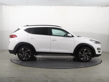Hyundai Tucson III SUV Facelifting 1.6 T-GDi 177KM 2019 Hyundai Tucson 1.6 T-GDI, Salon Polska, zdjęcie 5