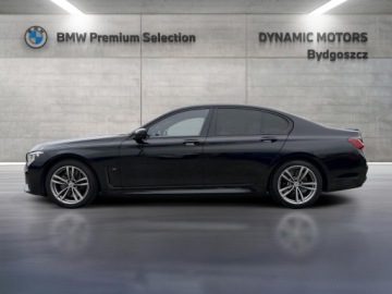 BMW Seria 7 G11-G12 Sedan Facelifting 4.4 750i 530KM 2021 BMW 750 MPakiet keyLess Dociągi Panorama Wentylowa, zdjęcie 2