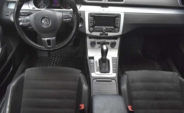Volkswagen CC 2.0 TDI CR DPF BlueMotion Technology 140KM 2014 Volkswagen CC Volkswagen CC 2.0 TDI BlueMotion Technology DSG 2.0 Diesel, zdjęcie 6