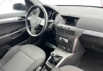 Opel Astra H Cabrio 1.6 ECOTEC 115KM 2006 Opel Astra 1.6 benzyna 1 wlasciciel Serwisowany 1.6 Benzyna 115KM, zdjęcie 7