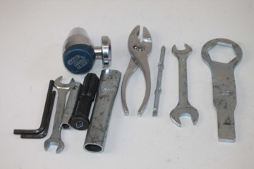 KAWASAKI ZZR 1400 05-11 ИНСТРУМЕНТЫ СЕРВИСНЫЕ КЛЮЧИ