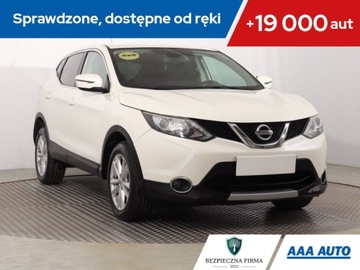 Nissan Qashqai II Crossover 1.6 dCi 130KM 2015 Nissan Qashqai 1.6 dCi, 4X4, Navi, Klima