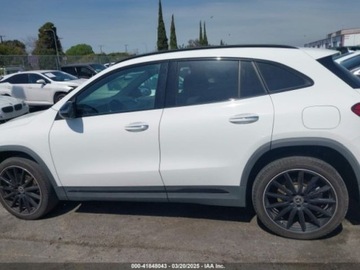 Mercedes GLA II 2021 Mercedes-Benz GLA 2021r., GLA 250, od ubezpieczalni 2.0 Benzyna 221KM, zdjęcie 3