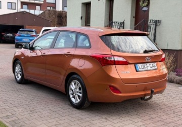 Hyundai i30 II Wagon Facelifting 1.6 MPI 120KM 2016 Hyundai i30 1,6 DOHC 120KM LIFT Bezwypadkowy SERWIS Super Stan 1.6 120KM, zdjęcie 2