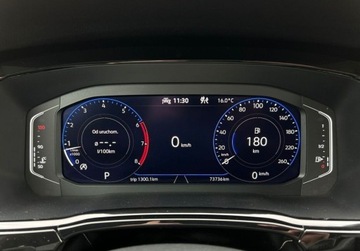 Volkswagen Touran III 1.5 TSI EVO 150KM 2023 Volkswagen Touran Highline Pakiety, ACC, Digital Cockpit, Kamera cofania,, zdjęcie 23