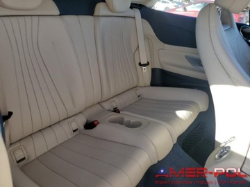Mercedes Klasa E W213 2018 Mercedes-Benz Klasa E _E 400_W213_3.0 L_329 km_2018r 3.0 Benzyna 329KM, zdjęcie 8