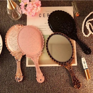 Винтажное резное зеркало для макияжа