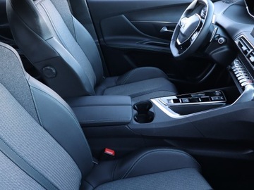 Peugeot 3008 II Crossover Facelifting  1.2 PureTech 130KM 2024 Peugeot 3008 1.2 PureTech, Salon Polska, zdjęcie 8