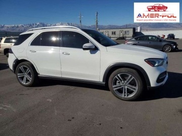Mercedes GLE V167 2022 Mercedes-Benz GLE 2022, 3.0L, 4x4, 450, od ubezpieczalni 3.0 Benzyna 362KM
