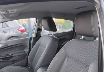 Ford Fiesta VII Hatchback 3d Facelifting 1.5 TDCi 75KM 2015 Ford Fiesta 2015r, 1.5 TDCI. Lekko uszkodzony przod i tyl. Jezdzi 1.5, zdjęcie 6