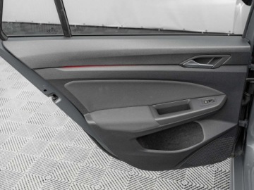 Volkswagen Golf VIII Variant 1.5 TSI 150KM 2022 Volkswagen Golf CT557AA#1.5 TSI Life Ambient, zdjęcie 23