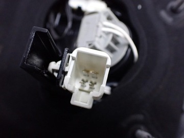 SVĚTLO LEVÝ ZADNÍ EVROPA ORIGINÁLNÍ FACELIFT KOMBI LED TOYOTA AVENSIS III T27 16R