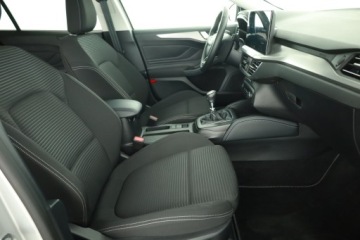 Ford Focus IV Hatchback Facelifting 1.0 EcoBoost 125KM 2024 Ford Focus 1.0 EcoBoost, Salon Polska, zdjęcie 6