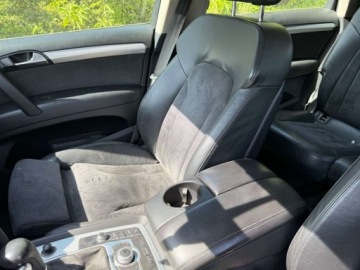 Audi Q7 I (4L) SUV 4.2 i V8 quattro 350KM 2006 Audi Q7 Piekna Q7 4.2 Quattro 350KMAutomatNaviKsenon S-Line 4.2 Benzyna, zdjęcie 17