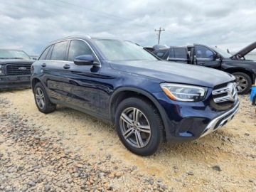 Mercedes GLC C253 2021 Mercedes-Benz GLC 300 4matic 2021 2.0 Benzyna 255KM, zdjęcie 4