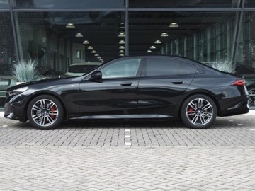 BMW Seria 5 G90-91 Touring 2.0 520d 197KM 2025 BMW Seria 5 520d xDrive Sport Sedan 2.0 (197KM) 2025, zdjęcie 1