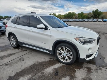 BMW X1 F48 2016 BMW X1 xDrive28i 2016 2.0l 2.0 Benzyna 228KM, zdjęcie 4
