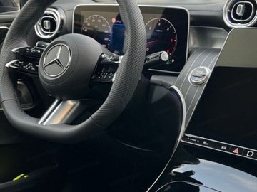 Mercedes GLC C254/X254 Coupe 2.0 220d 197KM 2025 MERCEDES-BENZ GLC 220 d 4-Matic AMG Line 2.0 (197KM) 2025, zdjęcie 9