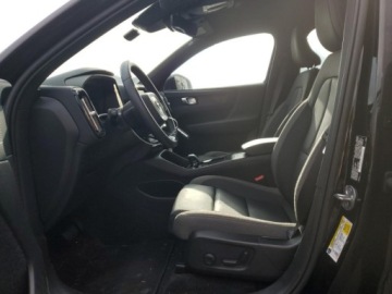 Volvo XC40 2023 Volvo XC 40 2023r., 4x4, Elektryczny 402KM, zdjęcie 6